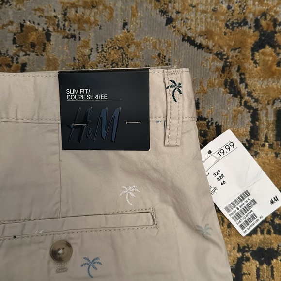 Men’s shorts - Picture 3 of 3